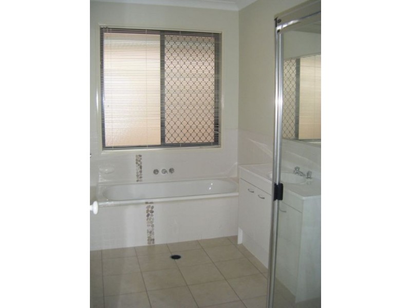 3 Pandorea Circuit, North Lakes QLD 4509