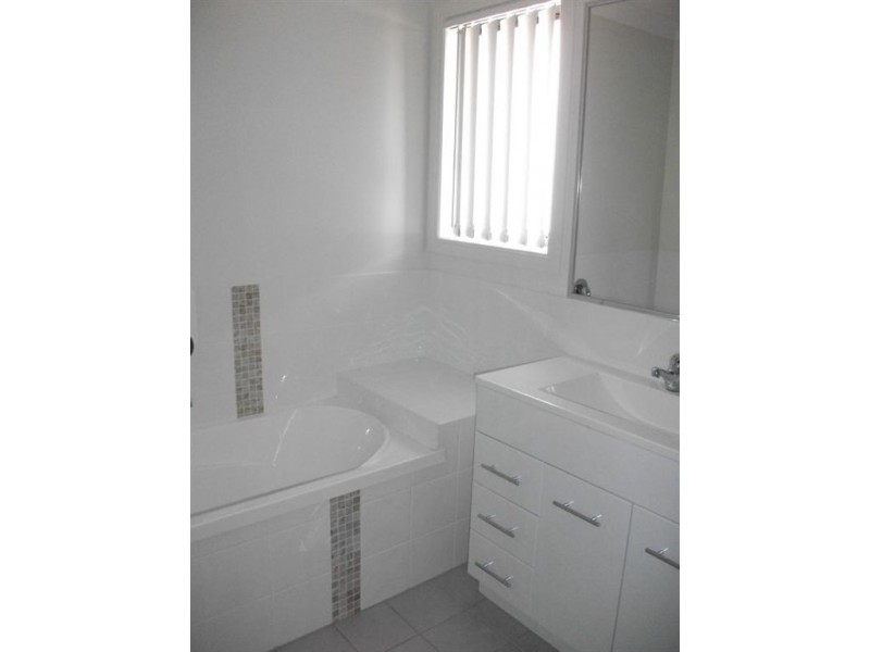 1/15 Highcliffe Crescent, North Lakes QLD 4509