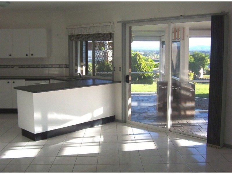 1 Hawkhurst Court, Murrumba Downs QLD 4503