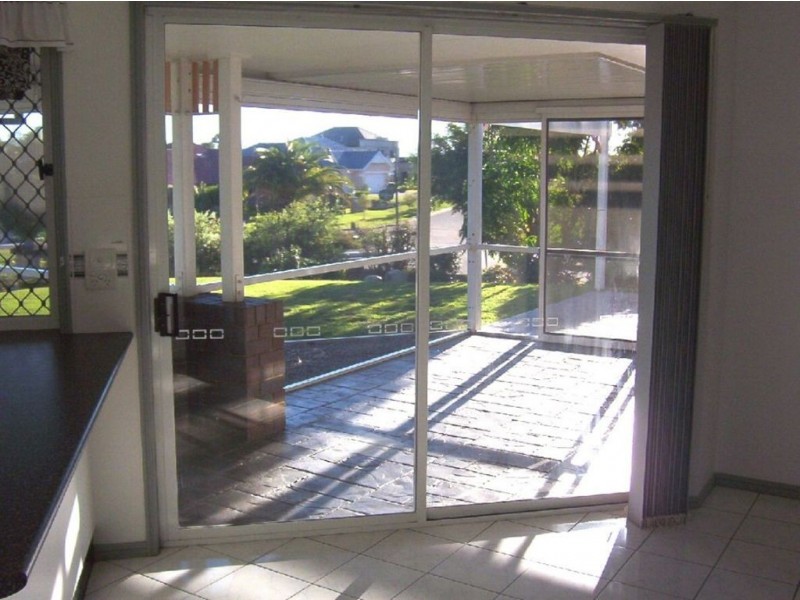 1 Hawkhurst Court, Murrumba Downs QLD 4503