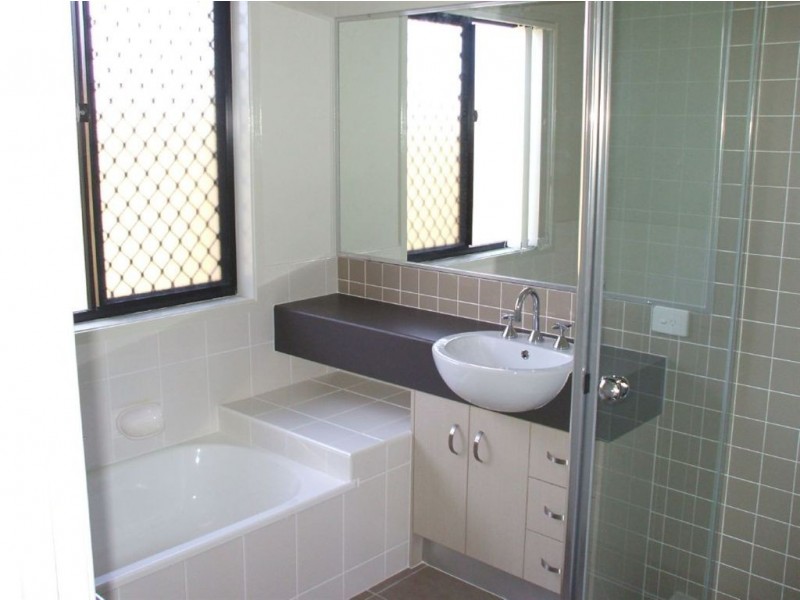 12 Glider st, North Lakes QLD 4509