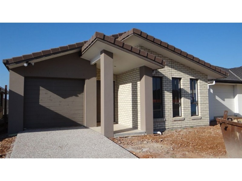 13 Madison Avenue, North Lakes QLD 4509