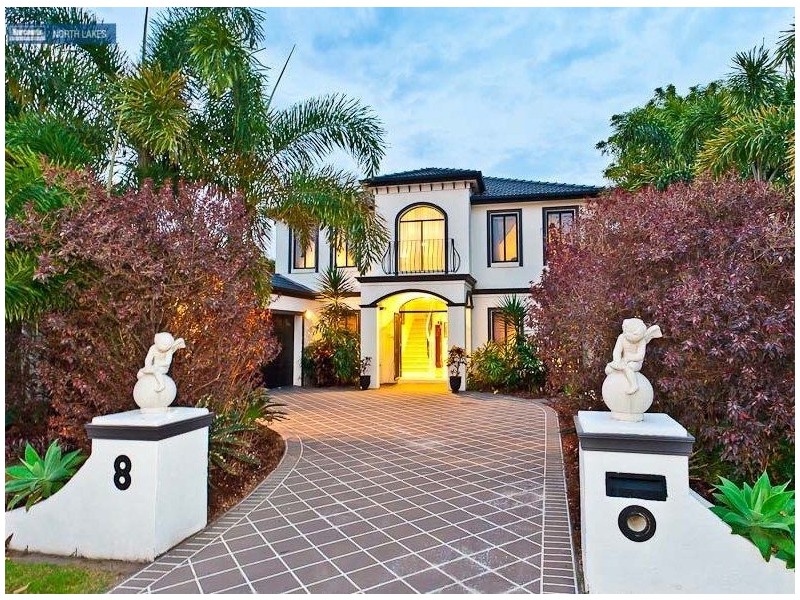 8 Chesterton Court, North Lakes QLD 4509