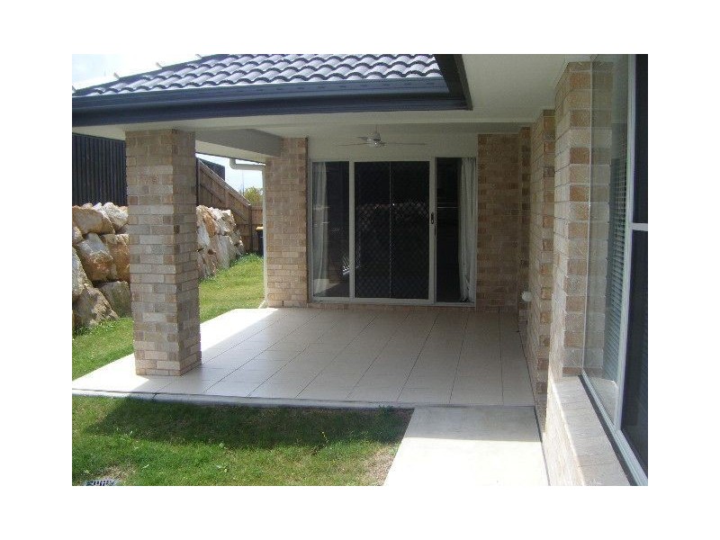 36 Severn Crescent, North Lakes QLD 4509