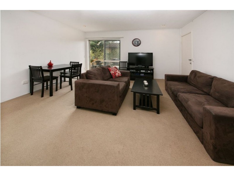 6/82 Charlton Street, Ascot QLD 4007