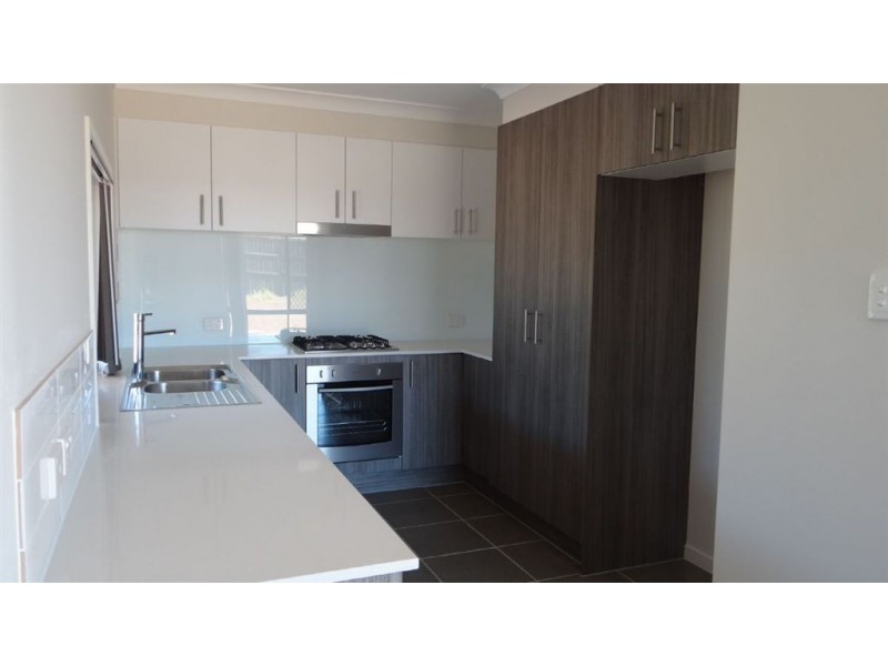 25 Tribeca Circuit, North Lakes QLD 4509