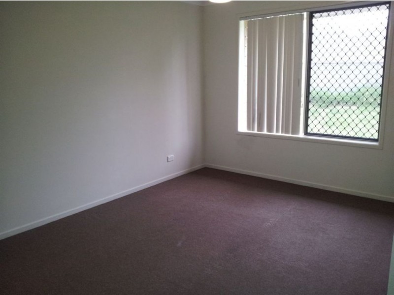 25 Mikaela Court, Kallangur QLD 4503