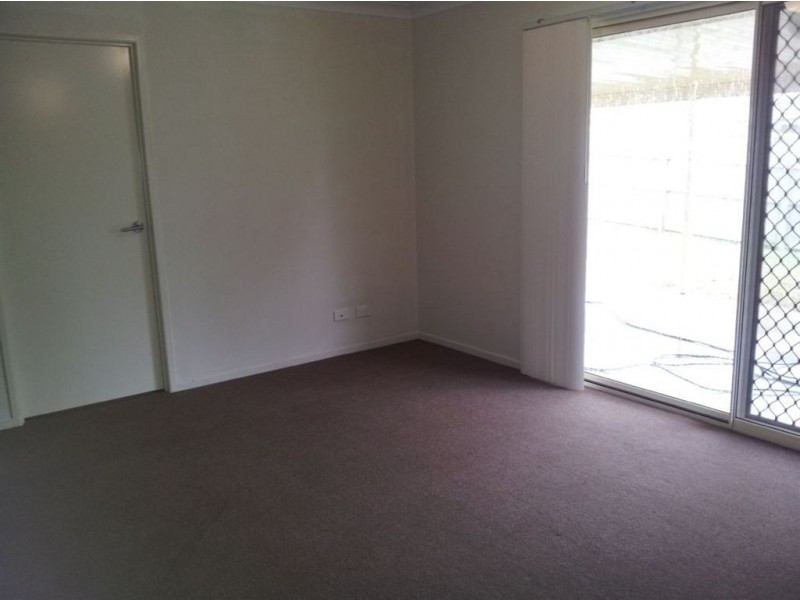 25 Mikaela Court, Kallangur QLD 4503