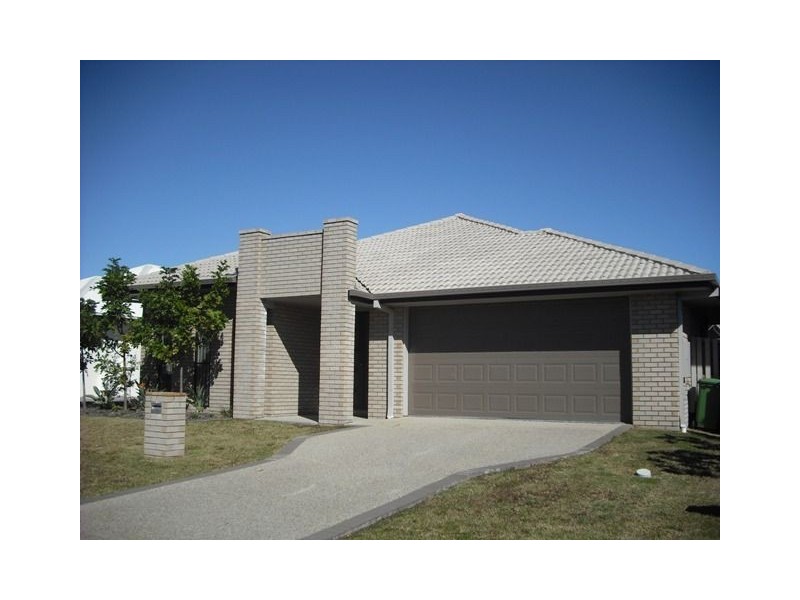 3 Brumby Parade, North Lakes QLD 4509