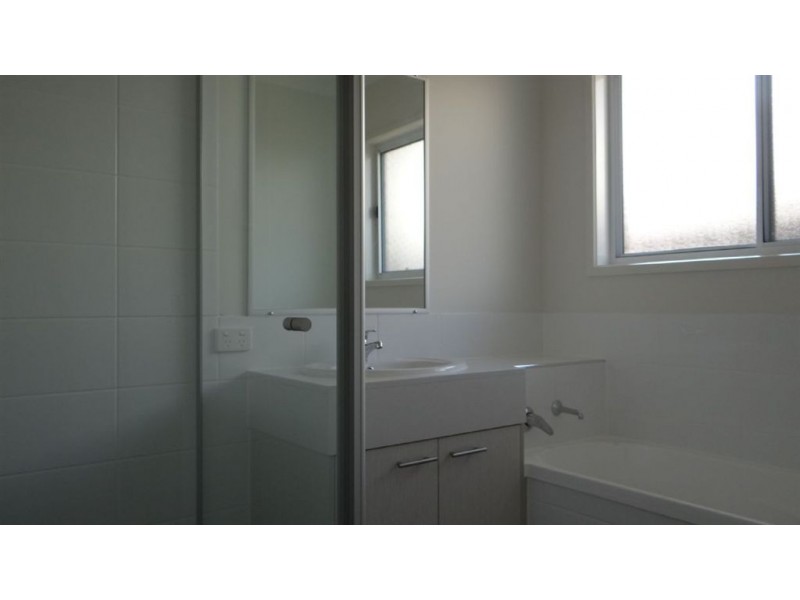 24 Brooklyn Close, North Lakes QLD 4509