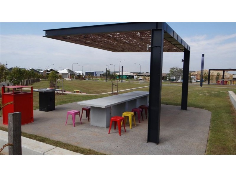 24 Brooklyn Close, North Lakes QLD 4509