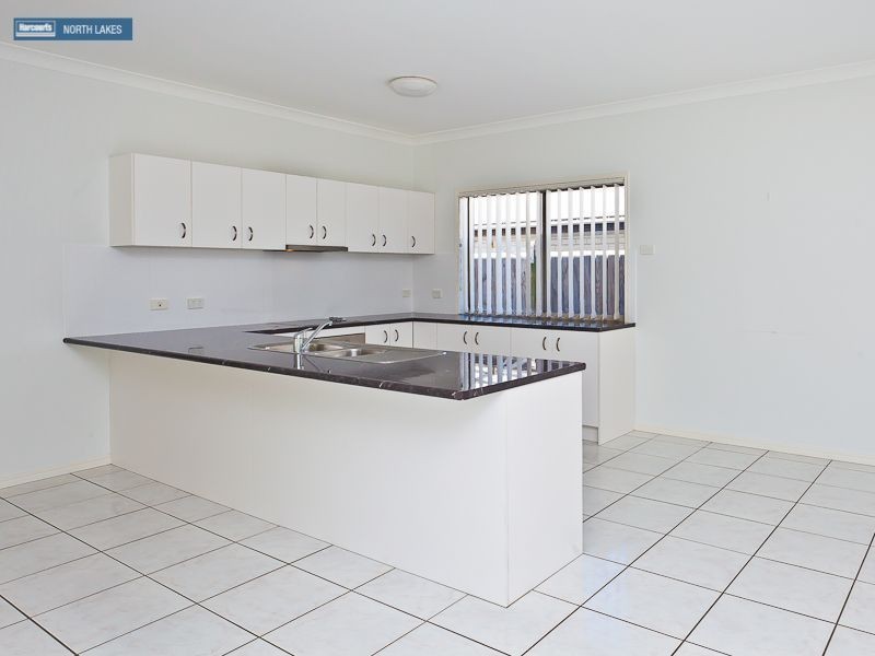 10 Kennedia Court, North Lakes QLD 4509