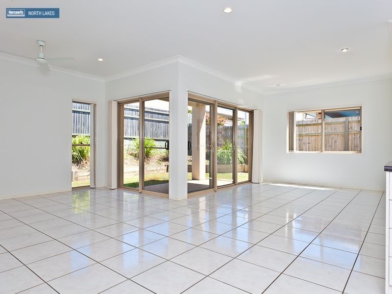 10 Kennedia Court, North Lakes QLD 4509