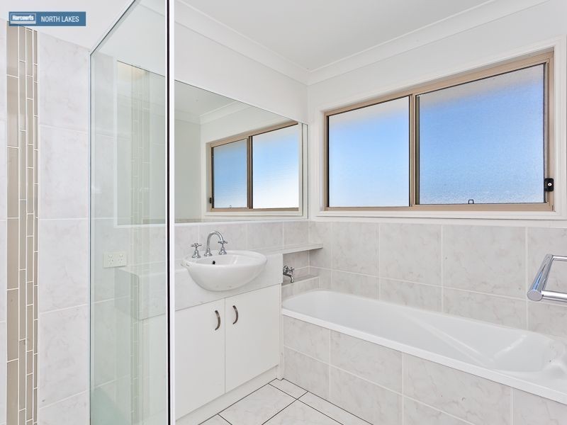 10 Kennedia Court, North Lakes QLD 4509