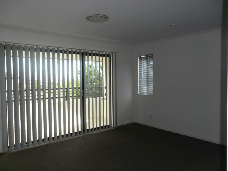 33 Astley Parade, North Lakes QLD 4509