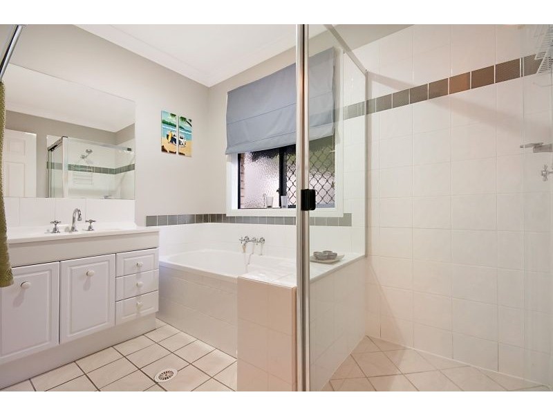 12 Lochern Court, North Lakes QLD 4509