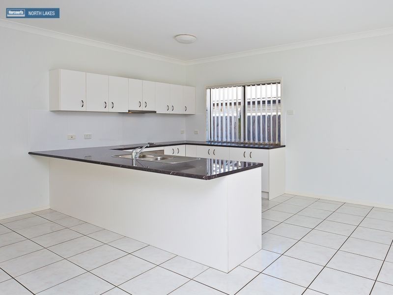 10 Kennedia Court, North Lakes QLD 4509