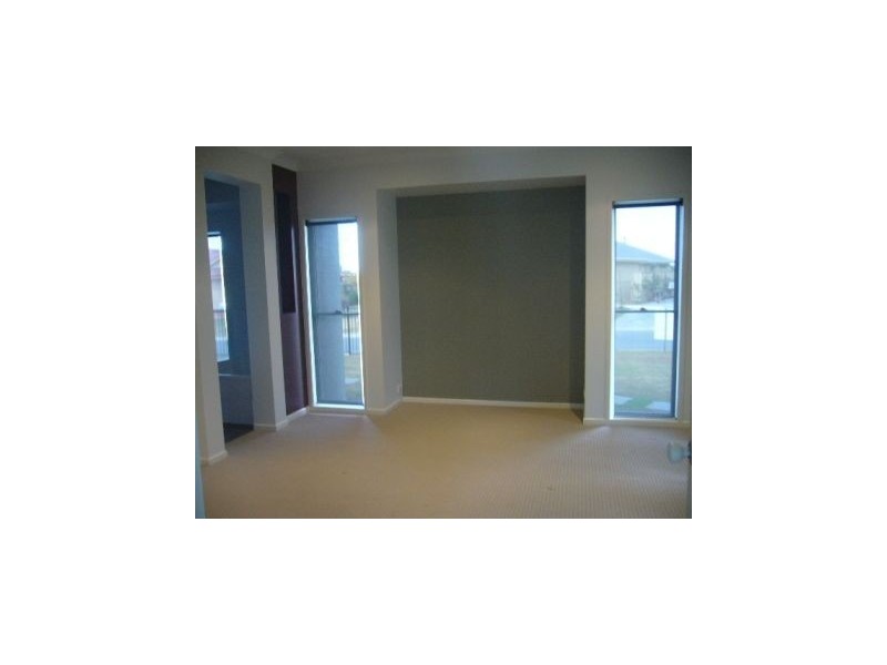 5 Grebe Circuit, North Lakes QLD 4509