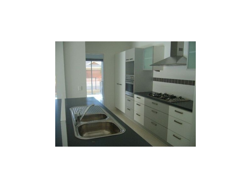5 Grebe Circuit, North Lakes QLD 4509