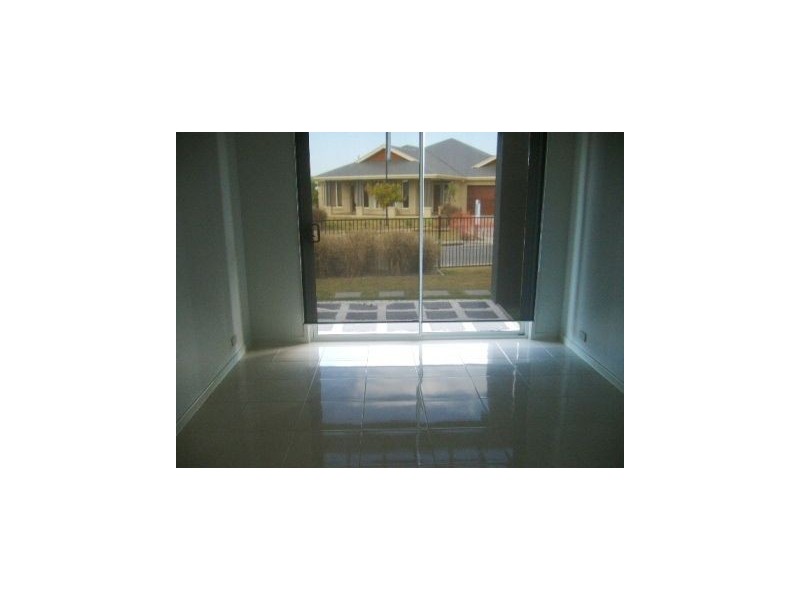 5 Grebe Circuit, North Lakes QLD 4509