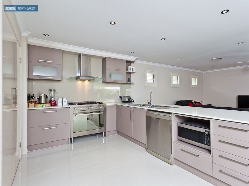 8 Hoya Close, North Lakes QLD 4509