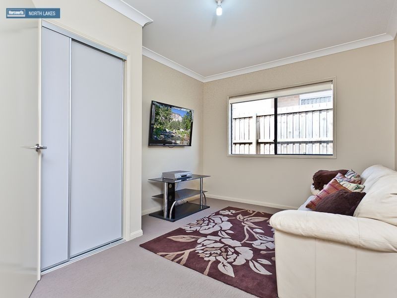130 Mackintosh Drive, North Lakes QLD 4509