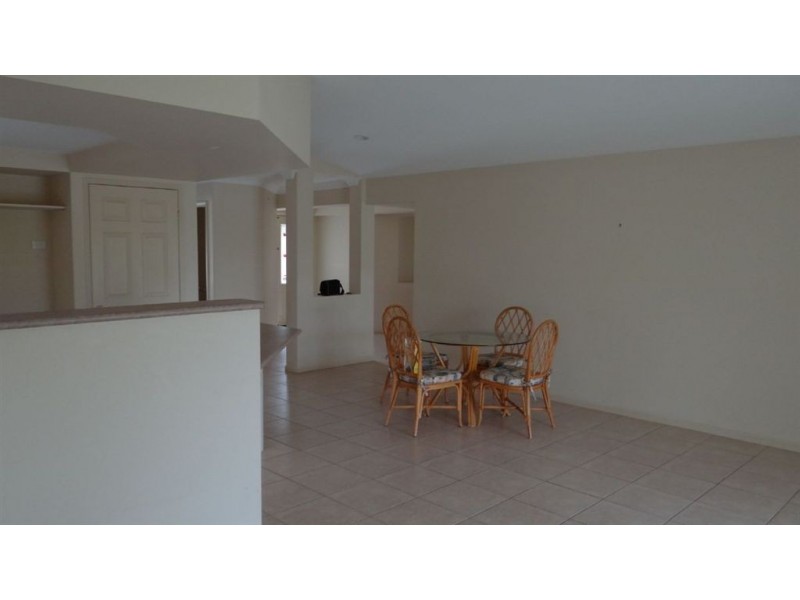 8 Cannaway Street, North Lakes QLD 4509