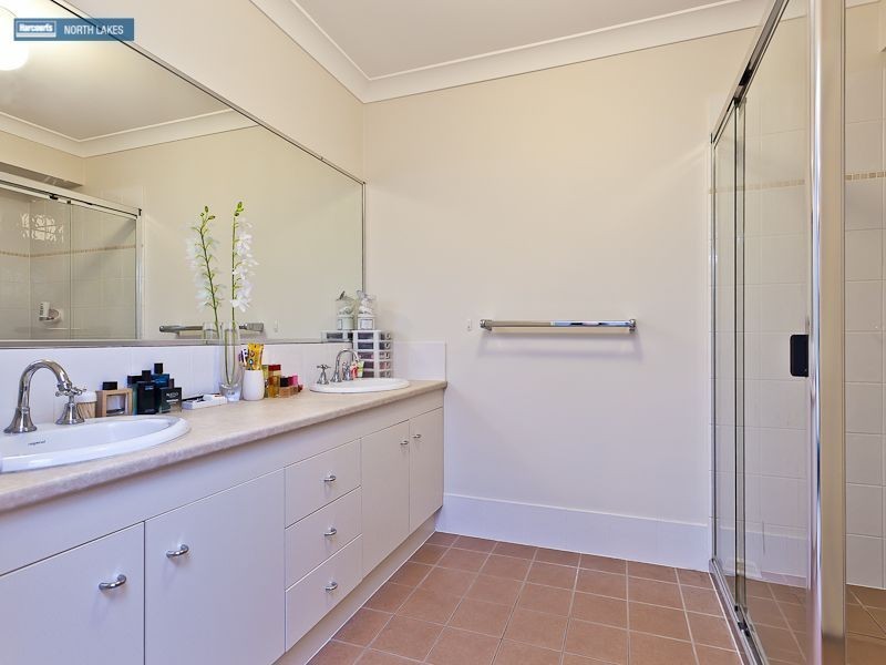 6 Plover Court, Warner QLD 4500