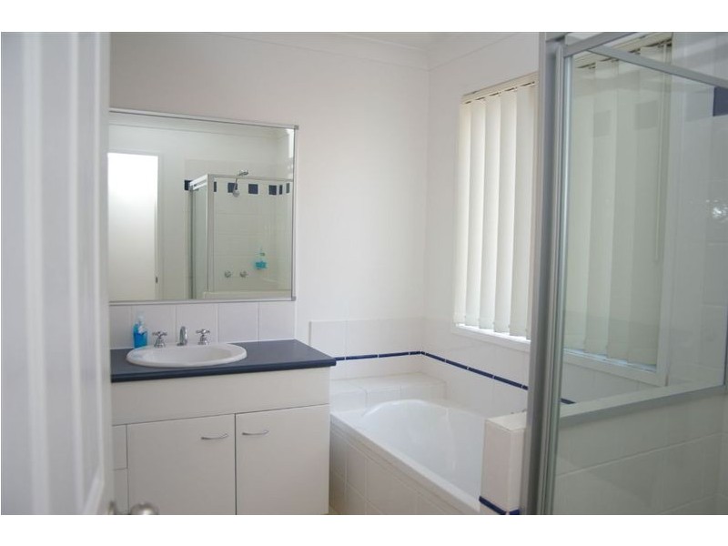 11 Copper Crescent, Griffin QLD 4503