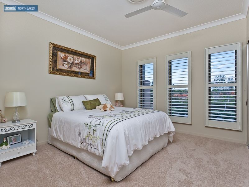 72 Nicklaus Parade, North Lakes QLD 4509