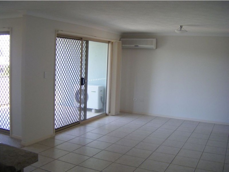 11/2-4 Irene Street, Redcliffe QLD 4020