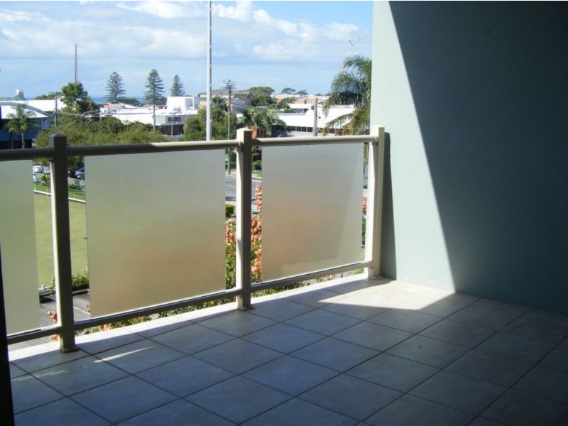 11/2-4 Irene Street, Redcliffe QLD 4020