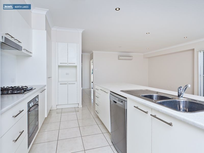 110 Mackintosh Drive, North Lakes QLD 4509