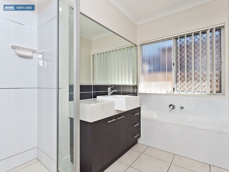 110 Mackintosh Drive, North Lakes QLD 4509