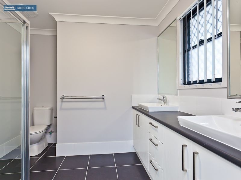 136 Nicklaus Parade, North Lakes QLD 4509