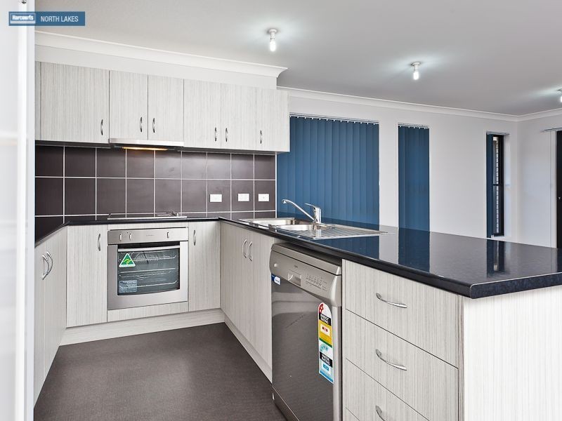 15 Moonie Crescent, North Lakes QLD 4509