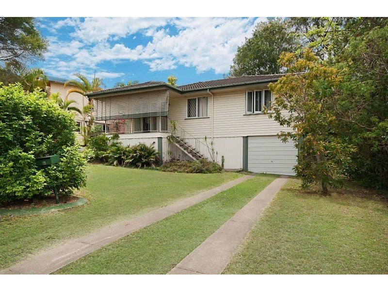 18 Narthanya Street, Chermside West QLD 4032