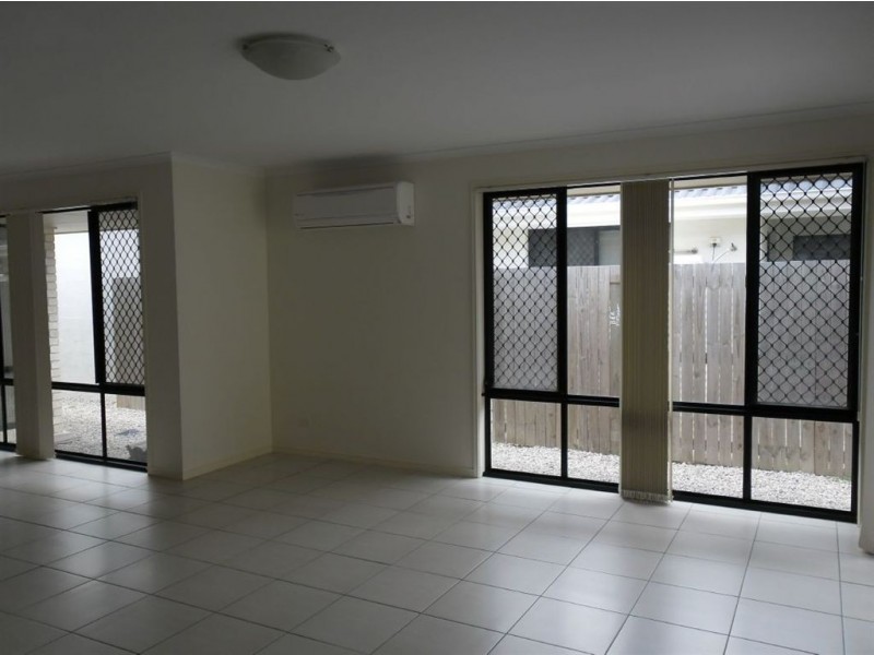 12 Eureka Street, North Lakes QLD 4509