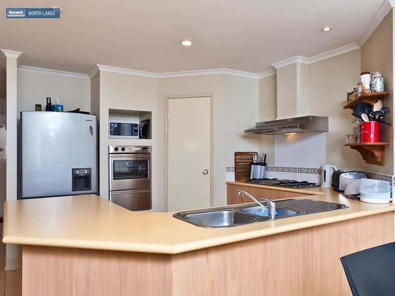 3 Chesterton Court, North Lakes QLD 4509