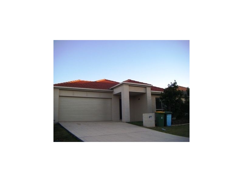 18 Pandorea Circuit, North Lakes QLD 4509