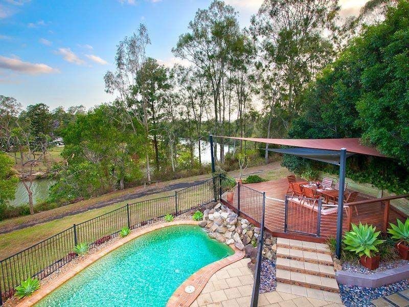 6 Spry Court, Petrie QLD 4502