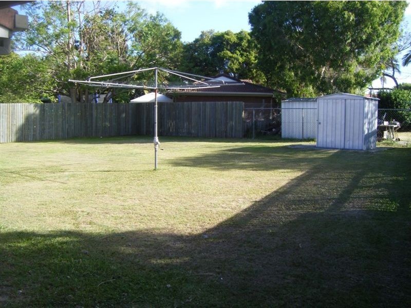 9 Kevin Street, Deception Bay QLD 4508