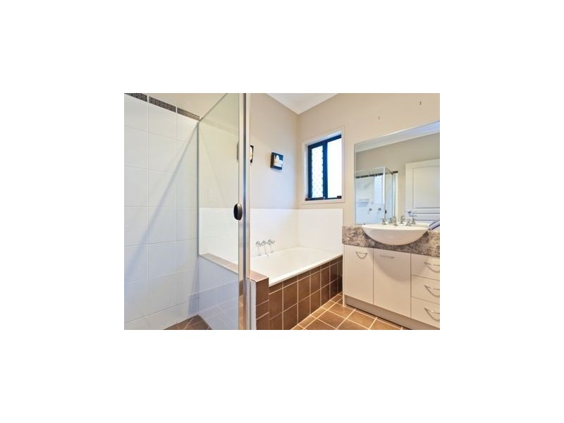 34 Gardenia Street, North Lakes QLD 4509