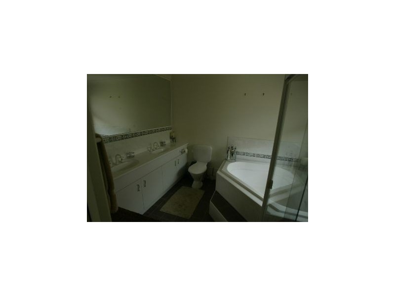 11 Crane Street, North Lakes QLD 4509