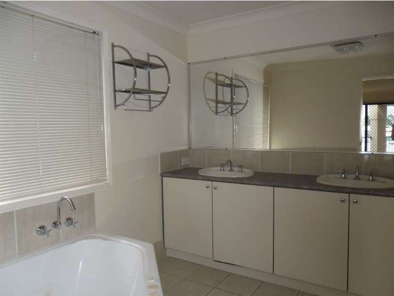 1 Tufnell Street, North Lakes QLD 4509