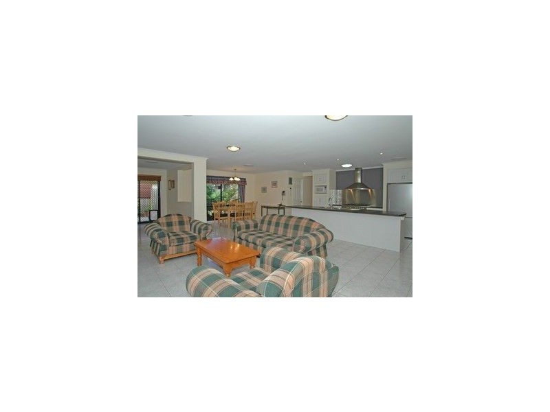 6 Lamb Street, North Lakes QLD 4509