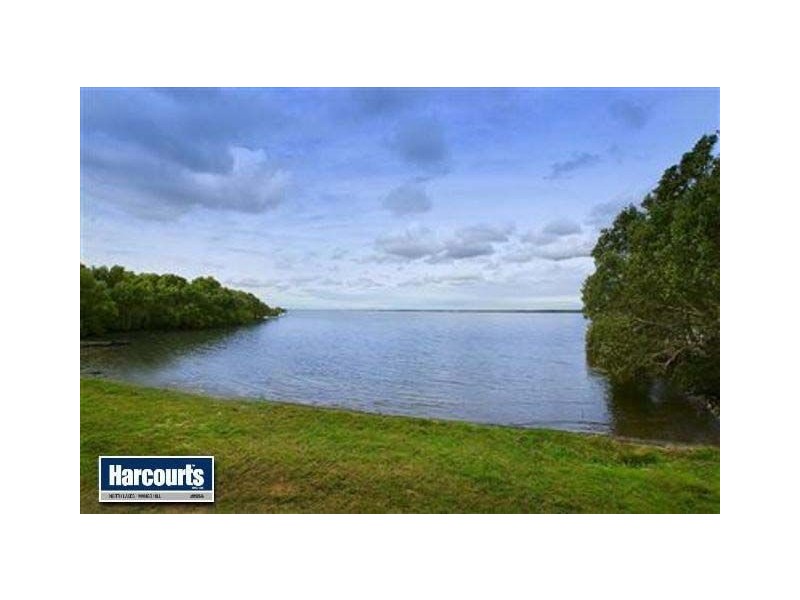 7 Beach Road, Deception Bay QLD 4508