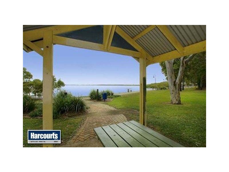 7 Beach Road, Deception Bay QLD 4508