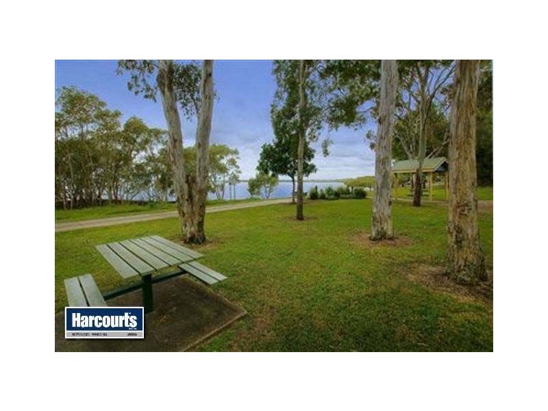 7 Beach Road, Deception Bay QLD 4508