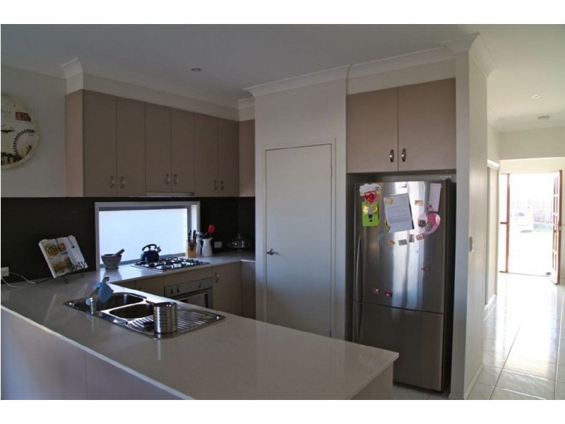 33 Mersey Street, North Lakes QLD 4509